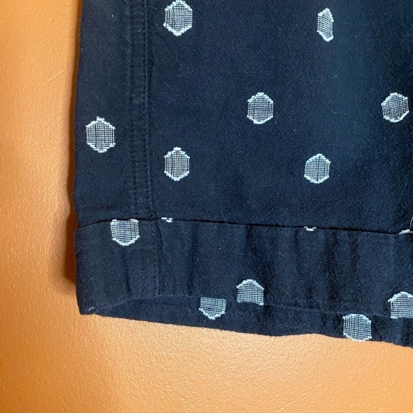 L&G Linen Dot Pull On Shorts - Picture 4 of 7